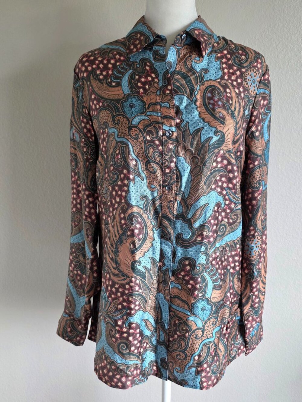 J. McLaughlin Silk Blend Blouse Button Up Shirt Paisley Long Sleeve Size S Soft